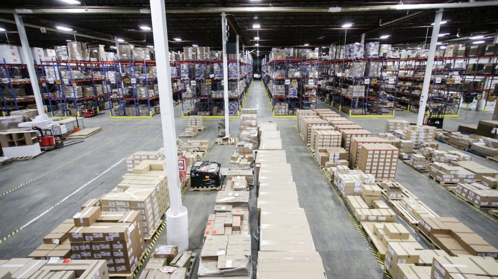 Manutentionnaire, Logistique